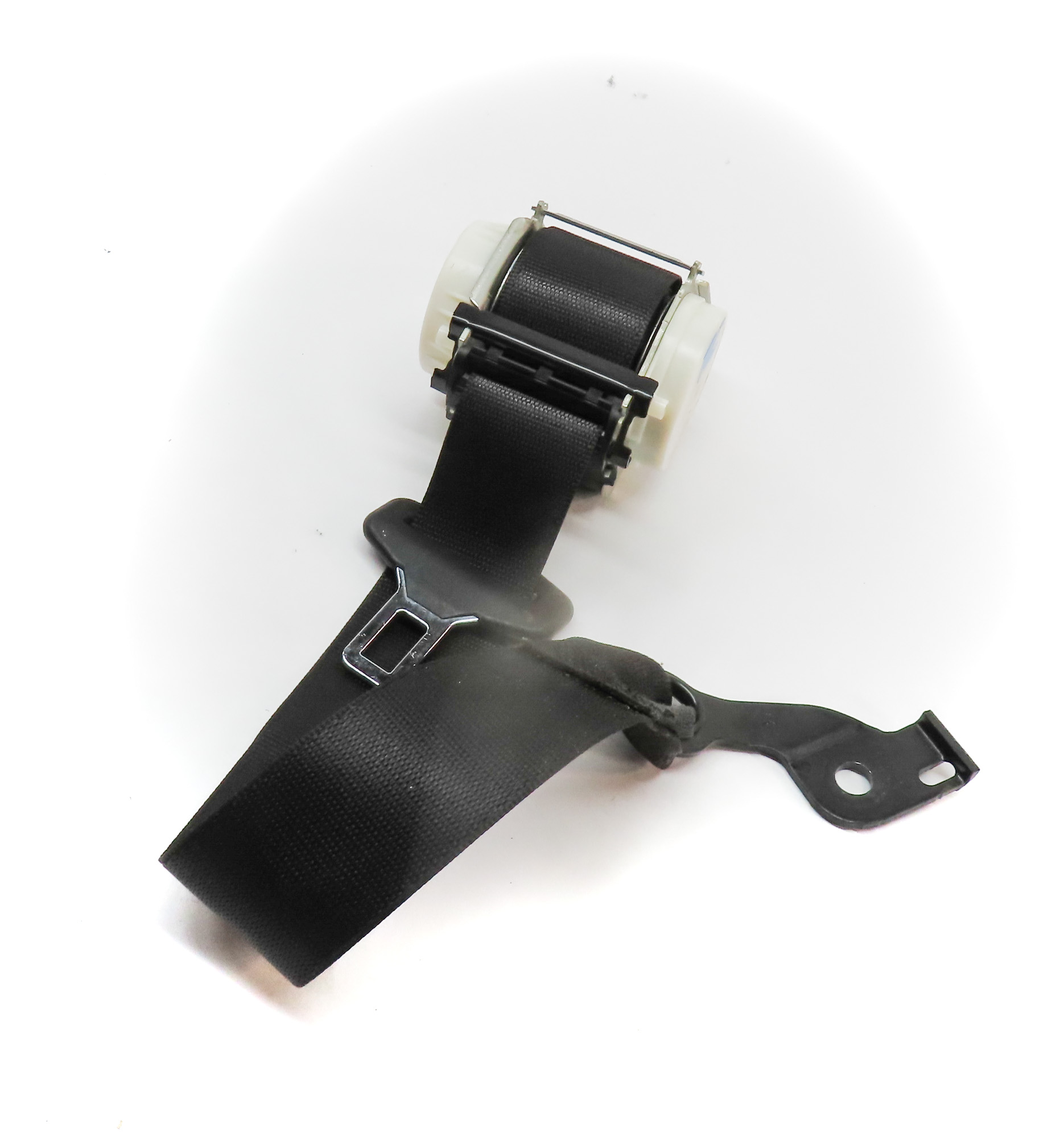 2012 MERCEDES E350 (W212) REAR CENTER SEAT SEATBELT BELT RETRACTOR (Black) — exact item pictured